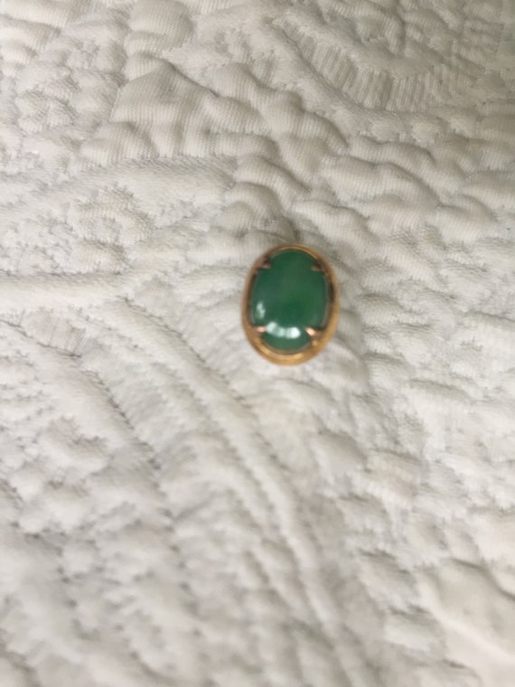 Vintage 18K Gold and Apple Jade Tie Tack - image 2