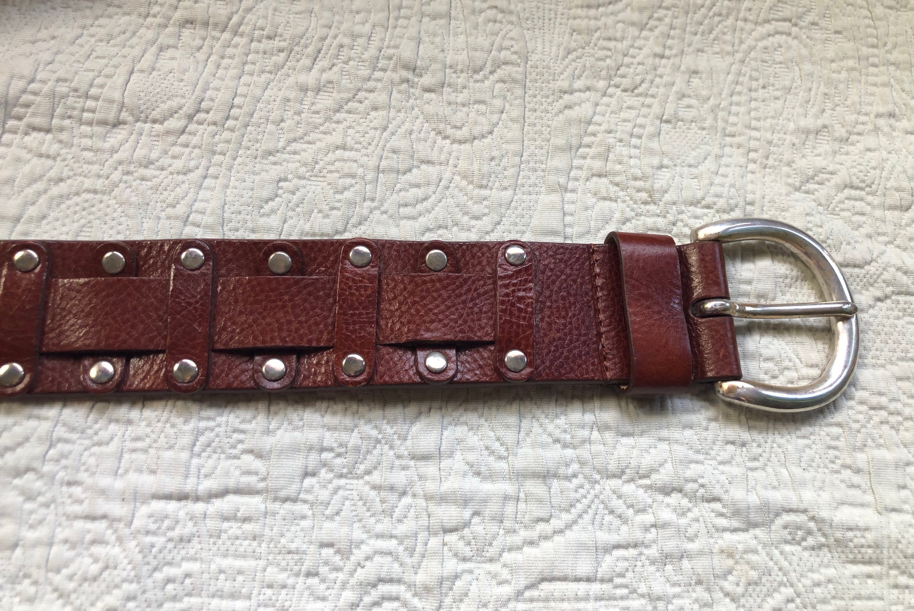 Gently Used Saks Fifth Avenue Loosely Woven Reddish Brown  display picture 3