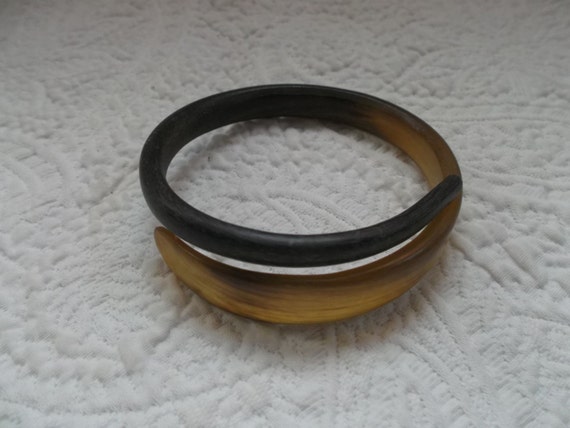 Vintage Organic Horn Snake Bracelet - image 2