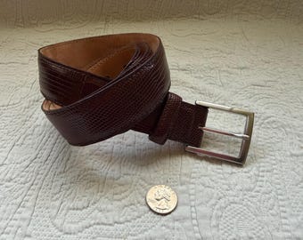 Vintage Eddie Bauer Brown Leather Belt – Brass Buckle  display picture 3