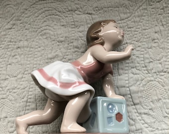 Adorable Vintage Lladro  "My First Steps" Figurine