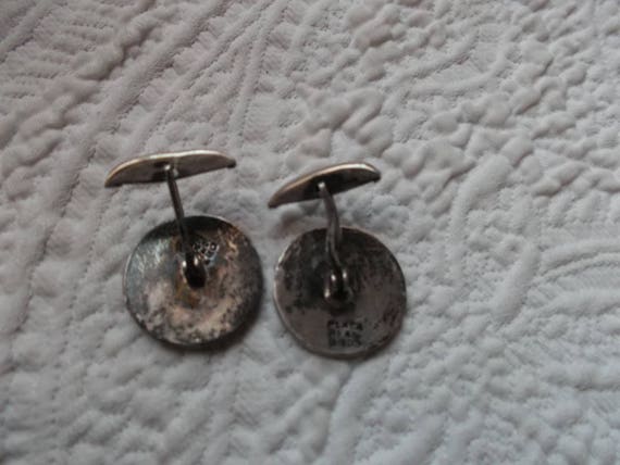 Pair of Vintage Hand Carved Sterling Silver Cuffl… - image 2