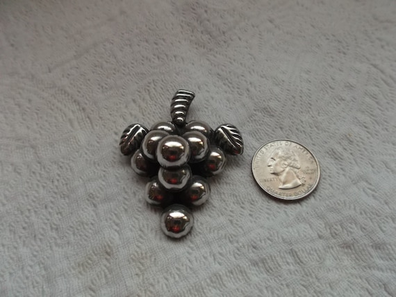 Vintage Mexican Sterling Silver Grape Cluster Bro… - image 1