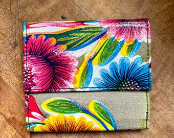 Gold Oil Cloth French Purse Trifold Wallet, Vinyl Floral Women's Wallet