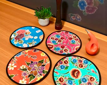Set of 2 15" Round Floral Oil Cloth Placemats, Table mats