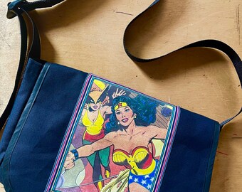 Wonder Woman Courier Bag,  Crossbody Canvas Comic Superhero Messenger Bag