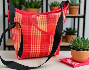 Red white plaid Mexican mesh crossbody tote bag, Mercado bag