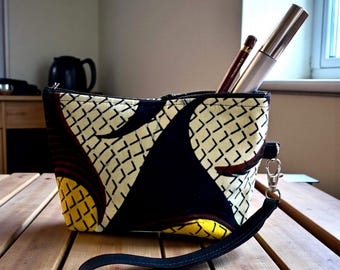 African Wax Cloth Coin Purse Wristlet, Cosmetic Bag