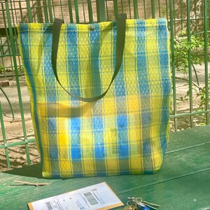 Große blau gelb karierte mexikanische Mesh Markttasche, Mercado Tasche, Strandtasche,