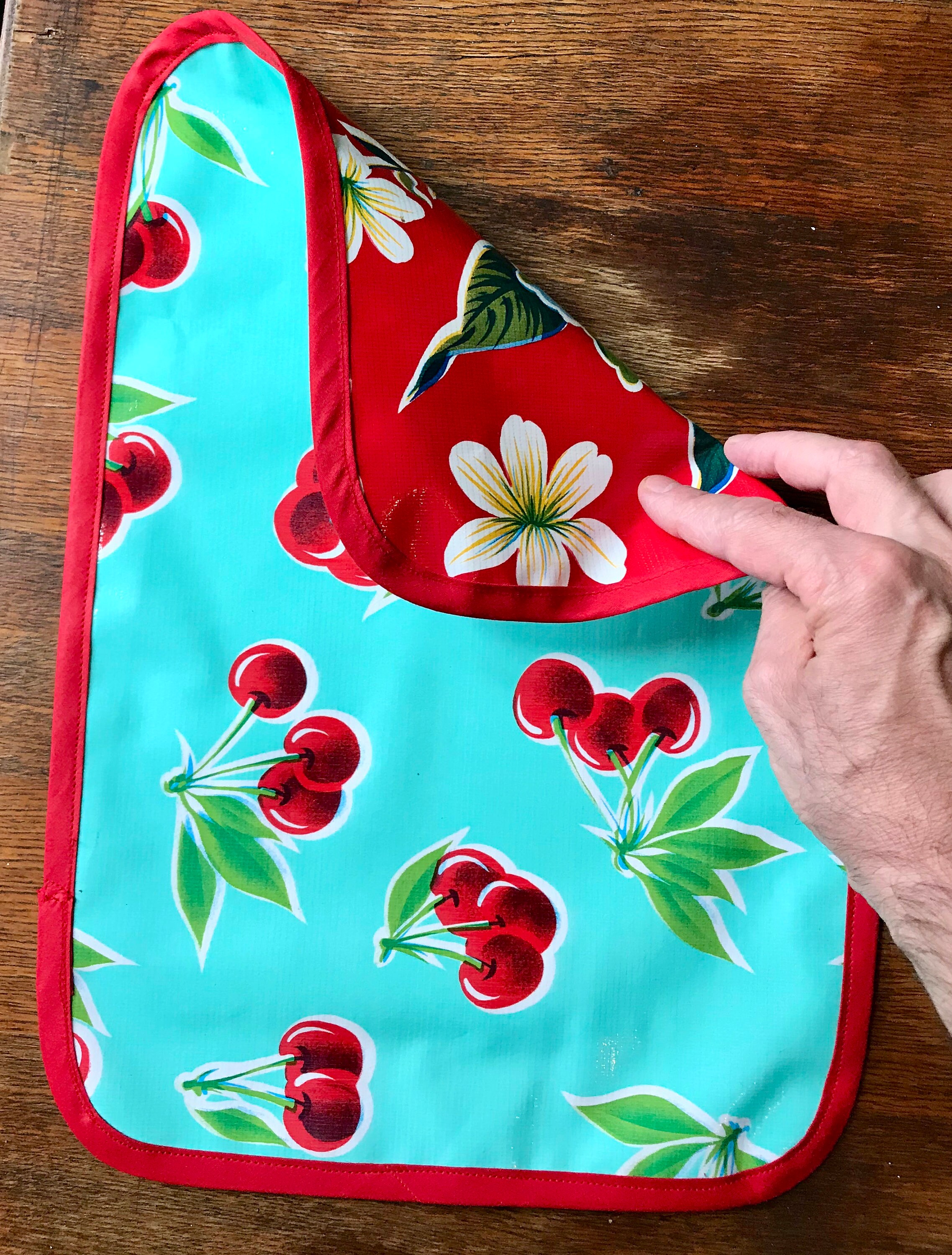 Set of 2 Reversible Oil Cloth Placemats, Table top mats