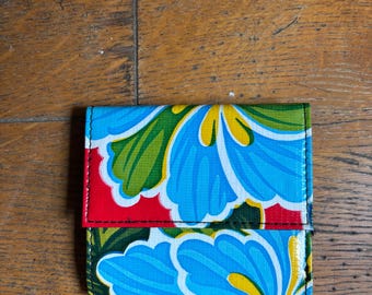 Red floral oil cloth French purse wallet