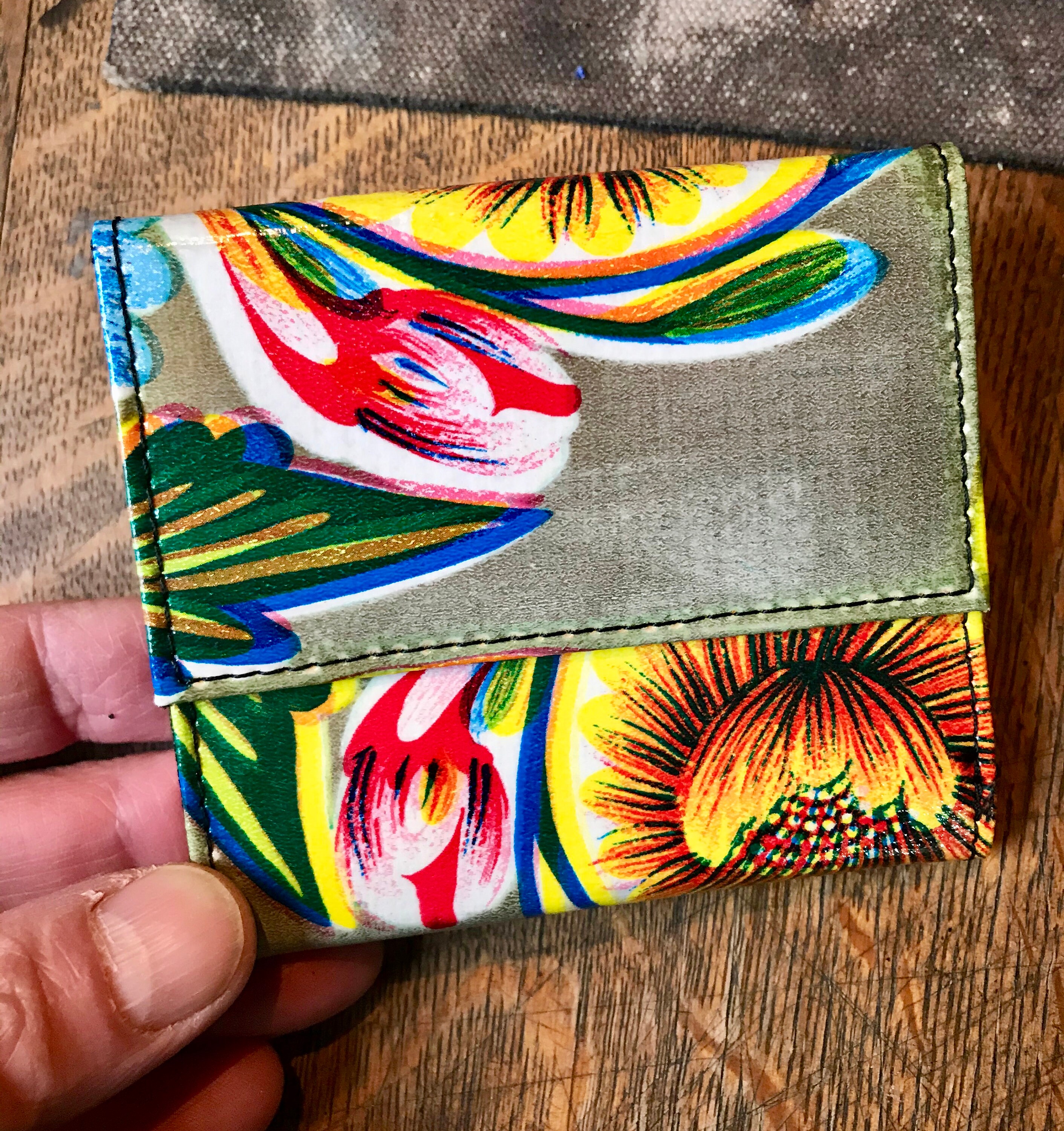 Gold Oil Cloth French Purse Trifold Wallet, Vinyl Floral Women's Wallet