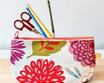 Zinnia floral white canvas zippered pouch bag, cosmetic case, pencil case