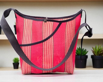 Red gold stripe Mexican mesh crossbody tote bag, Mercado Bag