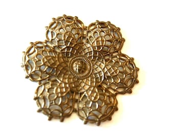 3pcs Vintage Filigree Flower Charms: 27mm Lace Pattern