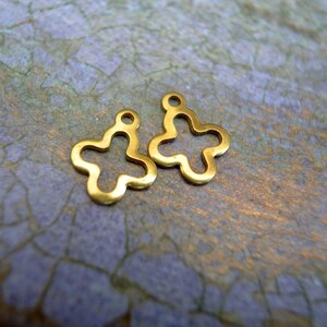 16 Vintage metal dangling beads jewelry finding 10mm