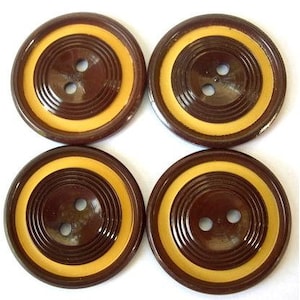 Vintage buttons, 6 plastic buttons, brown with circles pattern, 27mm