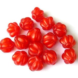 10 Vintage Perlen aus Plastik perlmutt rot 14mmX13mm