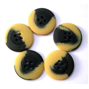 6 Buttons,antique vintage plastic, 22mm, unique