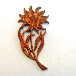 VINTAGE metal stamping flower copper  metal findings, RARE, 45mm heightx22mm