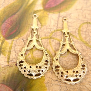 6 Vintage metal dangling beads jewelry finding 35mm length