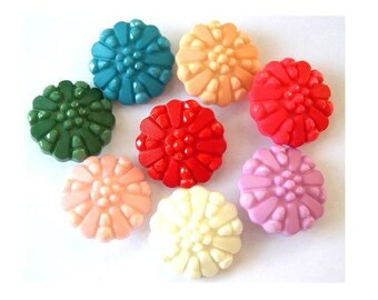 7 Vintage flowers buttons 7 colors plastic, 25mm, button jewel
