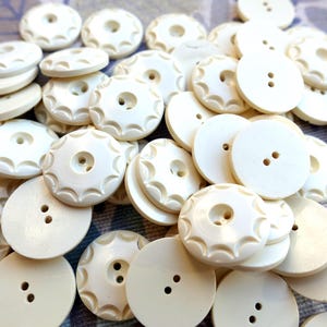 10 bottoni antichi vintage a forma di fiore, bottoni in plastica a forma di fiore bianco da 15 mm, artigianali
