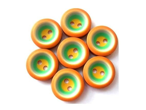 plastic 6 Buttons circles pattern vintage 15mm plastic 6 Buttons circles pattern vintage 15mm