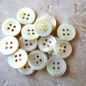 10 Vintage shell buttons, natural color, 16mm, great for button jewelry