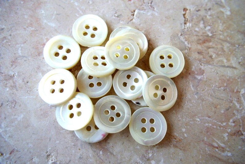 10 Vintage Shell Buttons Natural Color 16mm Great for - Etsy
