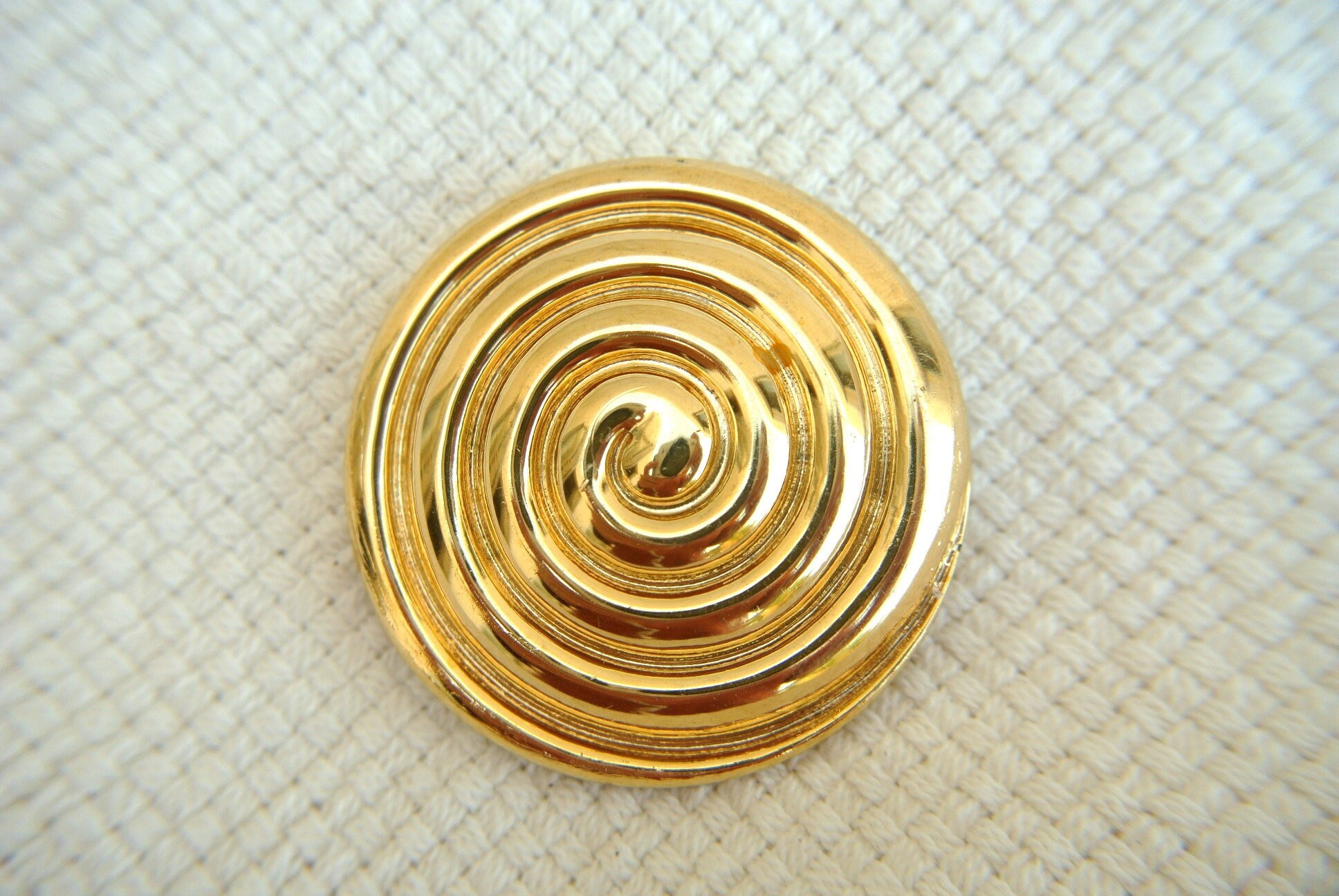 Botón vintage con diseño en espiral, botones de joya con ribete grande, 50  mm.