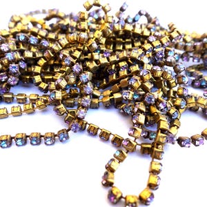 Vintage Swarovski łańcuszek z kryształkami: kolorowe kryształy w mosiądzu (18 cali)