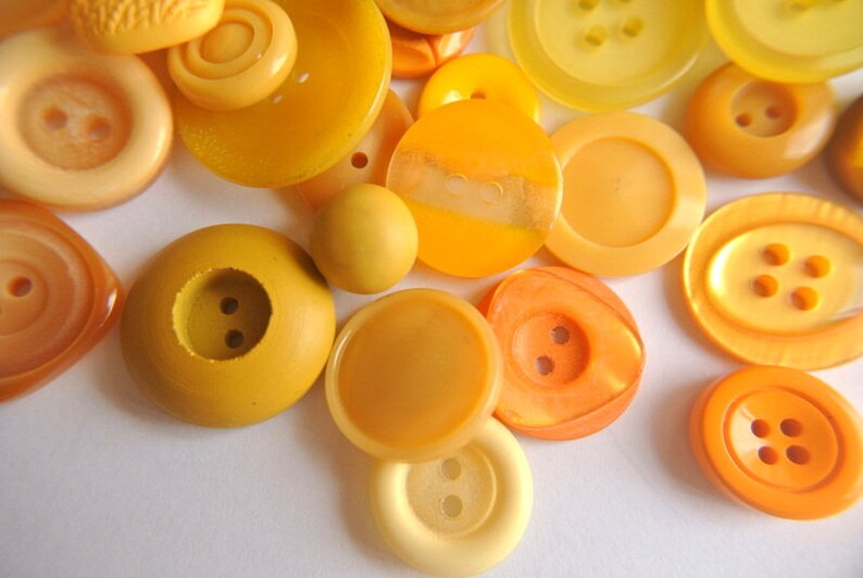 40 Buttons Antique and Vintage Plastic Yellow Buttons Etsy