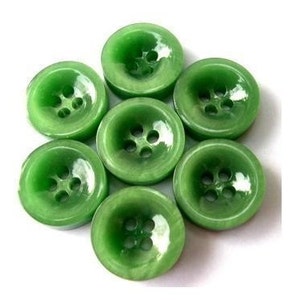 6 vintageknappar plastknappar, gröna, 17 mm, 6 mm tjocka