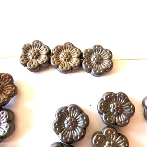 10 Flower beads, Czech gray glass flower beads  13mm