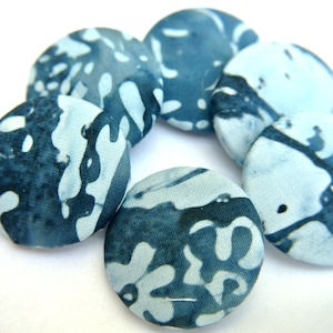 6 Batik Fabric Covered Buttons: Handmade Cotton Buttons (32mm)