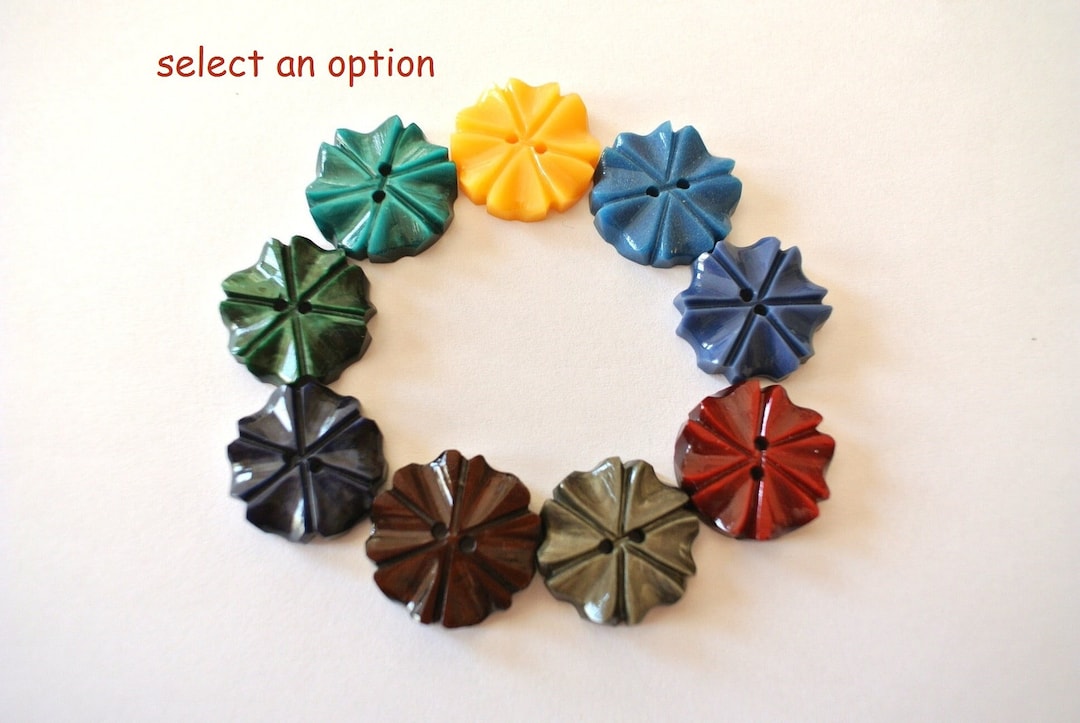ヴィンテージフラワーボタン6個：カゼインプラスチック製、18mm - Etsy