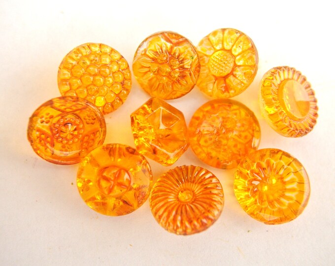 Vintage Glass Buttons 10 Buttons Hand Painted in Oyellow Etsy