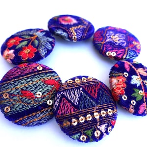 6 Buttons, fabric covered button handmade button 32mm/3.2cm, colorful vivid embroidered lace on blue velvet fabric