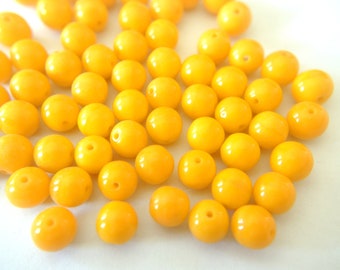 25 Czech glass beads, yellow Czech beads 8mm