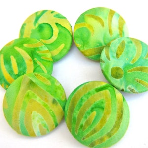 6 Handmade Fabric Covered Buttons: Green Batik Cotton, 32mm