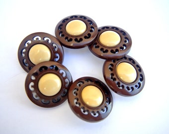 6 Vintage flower buttons cream  plastic with brown, plastic buttons 21mm