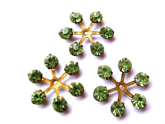 6 Vintage SWAROVSKI beads brass setting flower with green rhinestone crystals 17mm