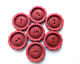 6 Buttons, vintage buttons, flower buttons, plastic buttons 18mm, unique old pink color