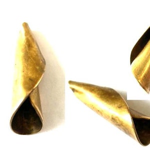 6 Vintage metal beads,bronze color, unique, 23mm
