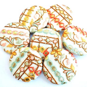Buttons: Handmade Embroidered Fabric Covered 38mm (Set of 7)