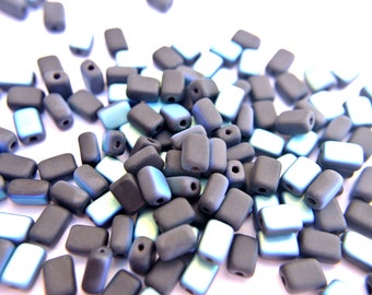 35 Vintage glass beads black blue color, rectangle shape, 6mmx4mm Czech
