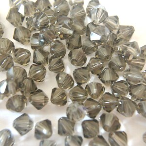 20 Vintage Swarovski crystal beads, faceted beads, 6mm