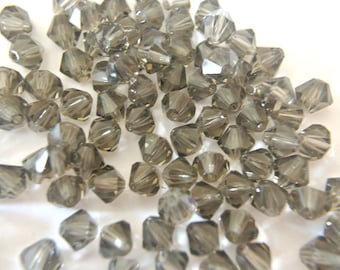 20 Vintage Swarovski crystal beads, faceted beads, 6mm