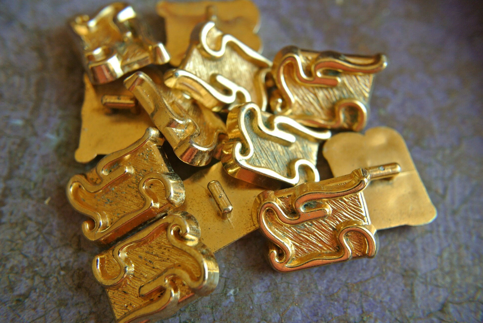 6 Vintage Gold Color Rectangle Buttons (20mmx14mm) - Etsy